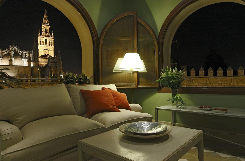 Suite Alcazar إشبيلية الغرفة الصورة